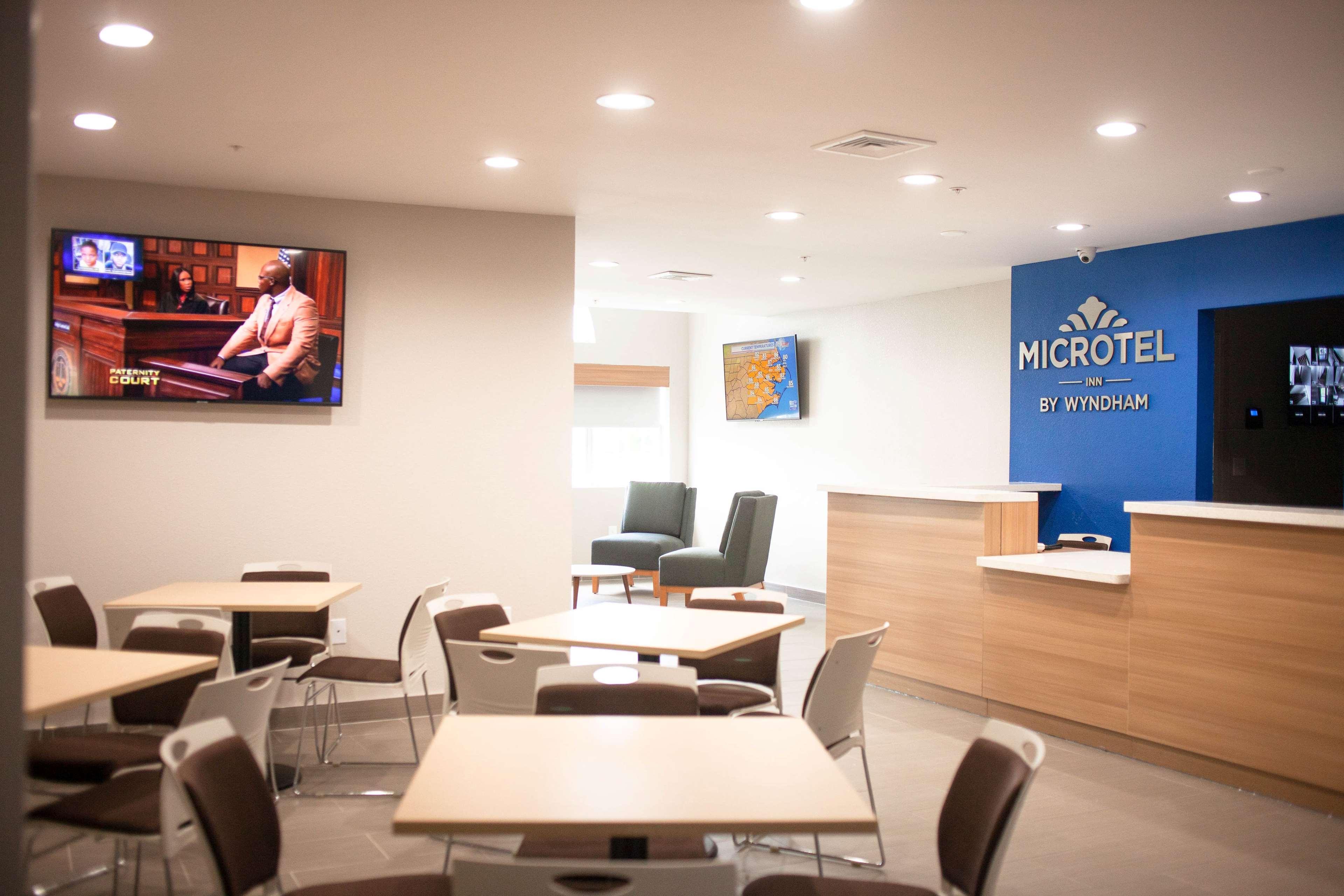 Microtel Inn & Suites By Wyndham Camp Lejeune/Jacksonville Eksteriør bilde