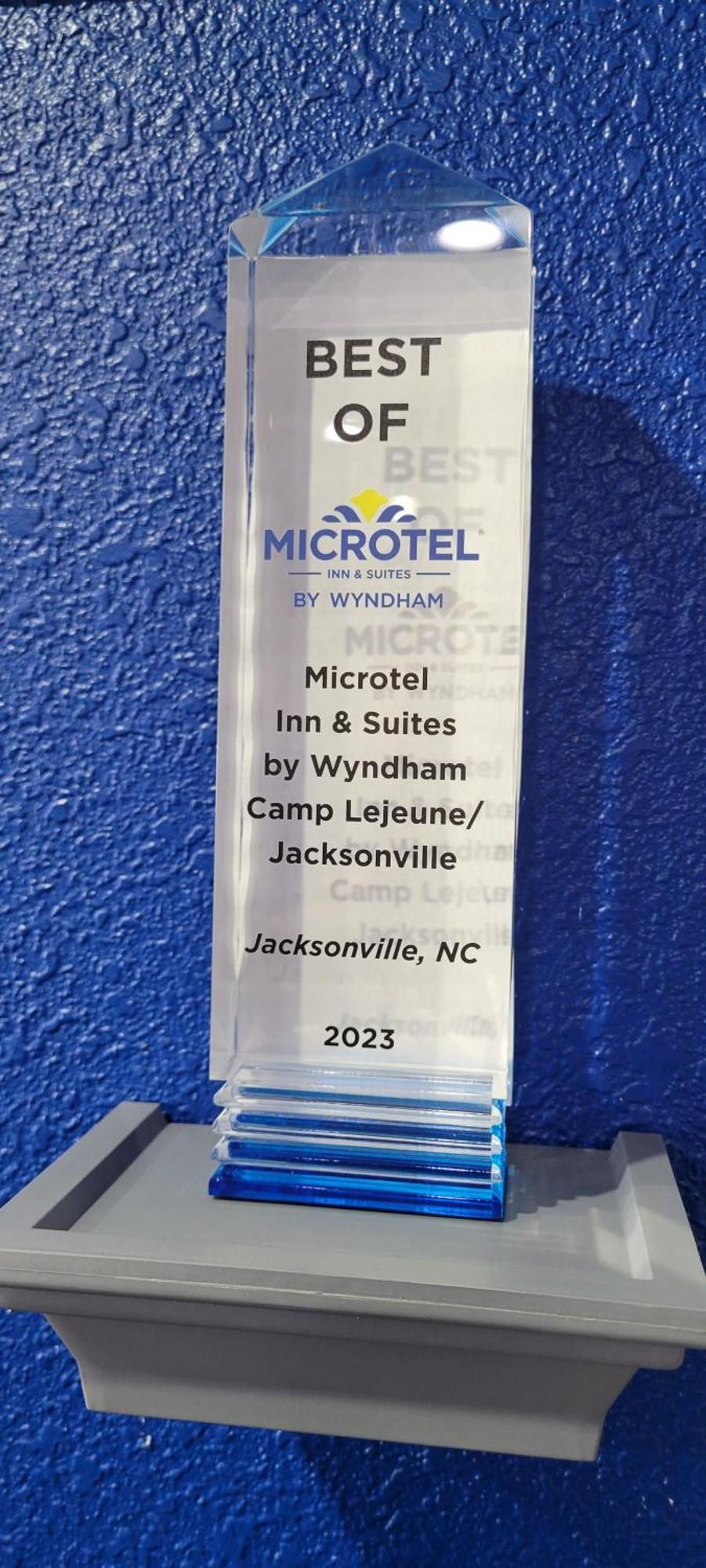 Microtel Inn & Suites By Wyndham Camp Lejeune/Jacksonville Eksteriør bilde